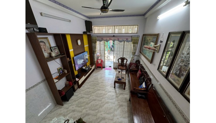 Bán nhà 3 tầng, 4PN, 56m², 4.5 tỷ, Tân Tạo, Bình Tân, HCM